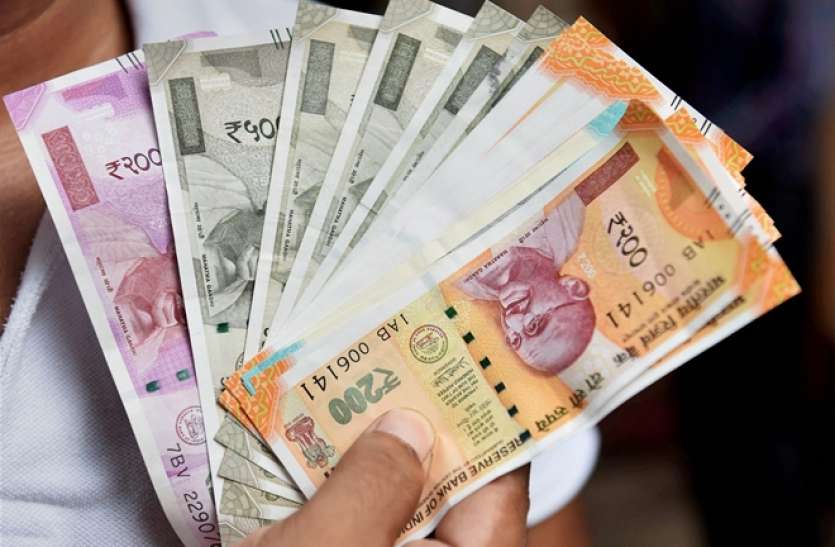 Money laundering मनी लॉन्ड्रिंग मामला : ईडी ने जताई आशंका, भाग सकते हैं विदेश, जब्त हो पासपोर्ट