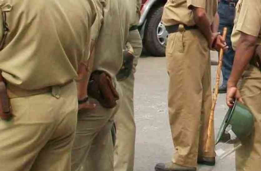 Police यूपी के जौनपुर में अलग-अलग सड़क हादसों में छात्र और प्रधान समेत तीन लोगों की मौत।