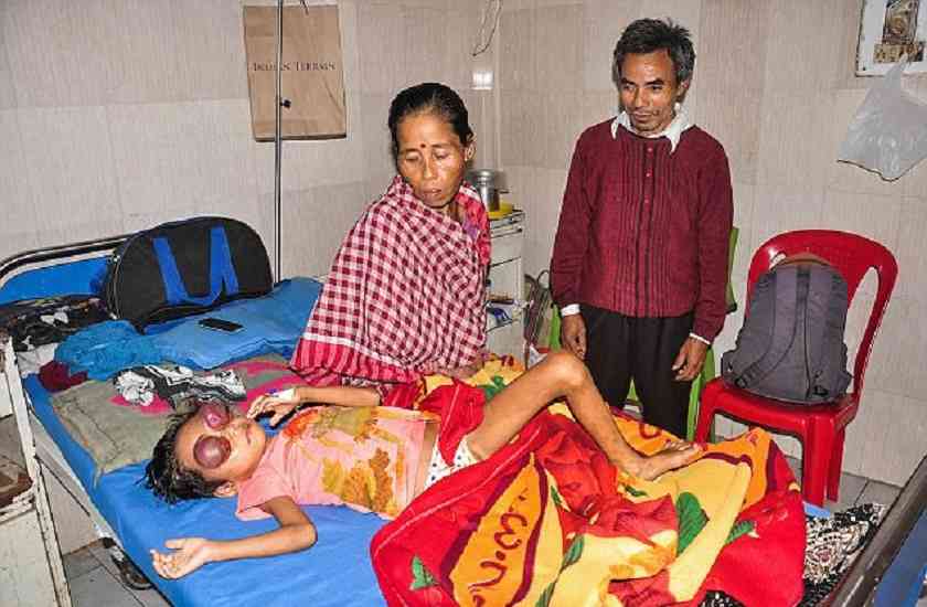 tripura,cancer,pictures,painkillers,chemotherapy,deteriorated,Bleeding,