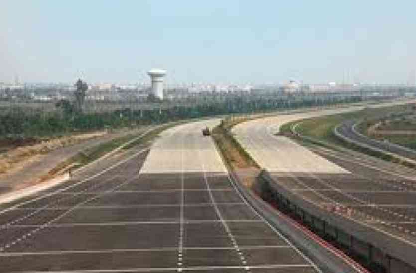expressway मई से शुरू हो सकता है भारत का सबसे बढिया एक्सप्रेस वे, 120 की स्पीड से दौड़ेंगी गाड़ियां