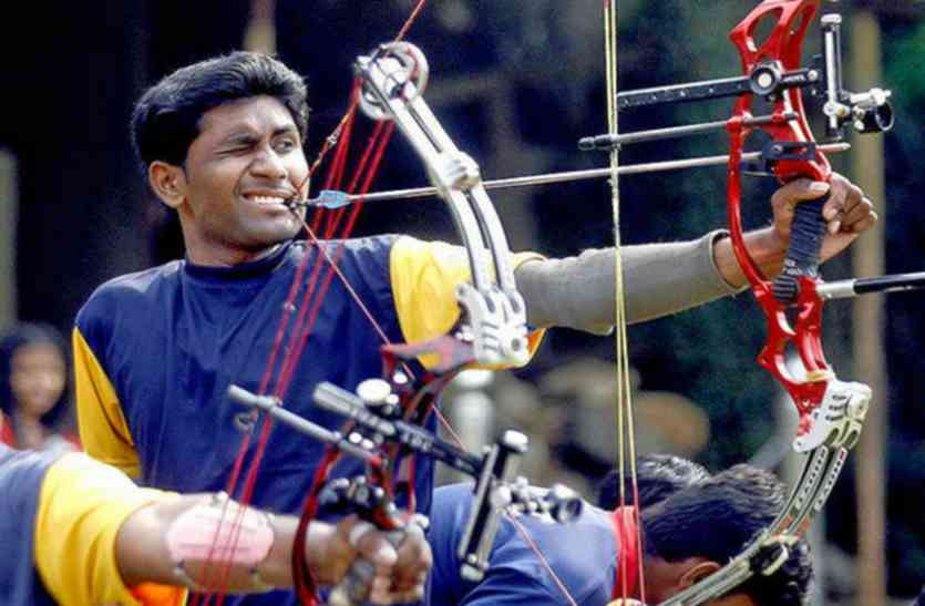 Abhishek Thaware गजब का है ये भारतीय दिव्यांग तीरंदाज ! दांतों से तीर चलाकर जीत चुका है कई मेडल