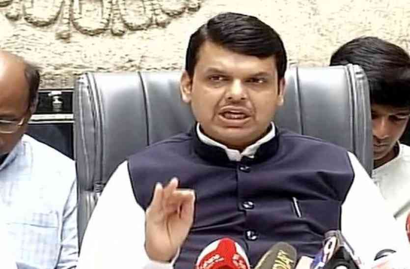 Devendra Fadnavis सातवें वेतन आयोग की सिफारिशें लागू करने पर महाराष्ट्र सरकार पर पड़ेगा 21 हजार 530 करोड़ का भार