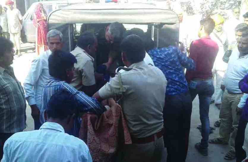 Rajsamand,Rajsamand news,Rajsamand Hindi news,Rajsamand local news,rajsamand news in hindi,Bhim news,Rajsamand police,Latest News rajsamand,Latest hindi news rajsamand,Crime News rajsamand, CRIME NEWS : मारपीट की रिपोर्ट टाइप कराने आए वृद्ध की तहसील कार्यालय के बाहर मौत