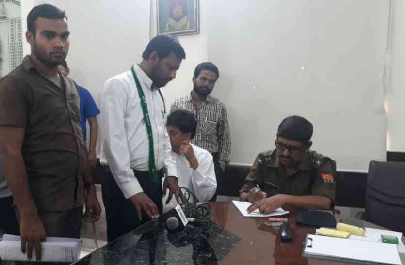 aimim fir sri sri ravishankar समुदाय विशेष को डराने के लिए रविशंकर ने दिया बयान, एफआईआर की मांग