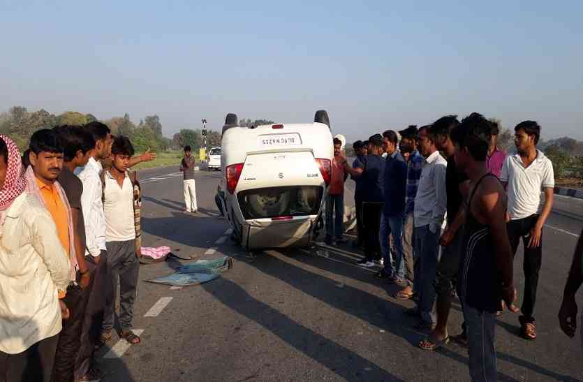 car accident,in car accident,car accident one dead,high speed car accident,luxury car accident, अनियंत्रित हुई कार में अचानक ब्रेक लगाने से हुई घटना