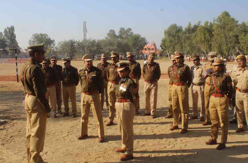 security lapses in dargah ये है अजमेर की दरगाह के हाल-आप चाहें तो चाकू ले जाएं या पिस्तौल, यहां कोई नहीं रोकने वाला