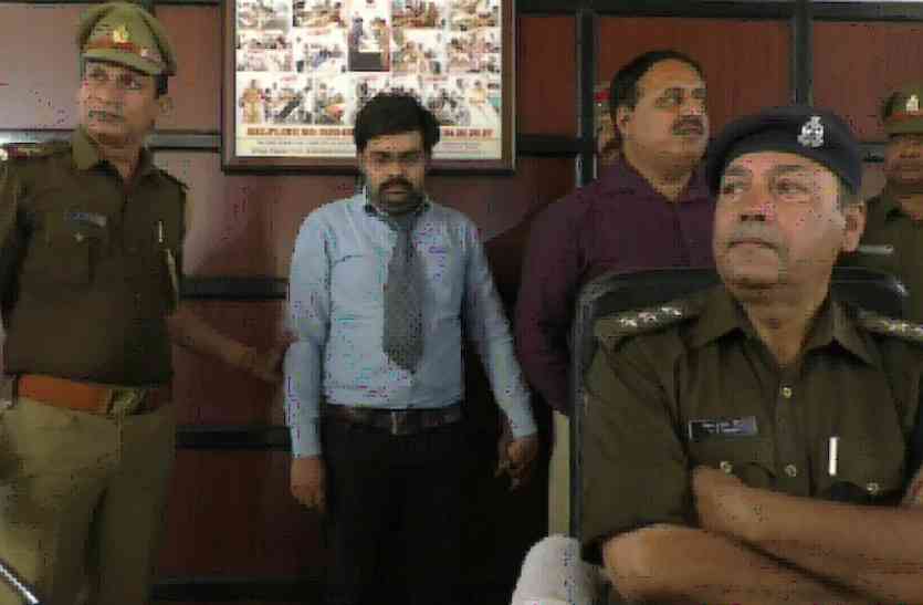 ips officer arrested in up बड़ी खबर: गिरफ्तार हुआ यह एसपी, कर रहा था ऐसा काम कि पुलिस विभाग में मच गया हड़कंप