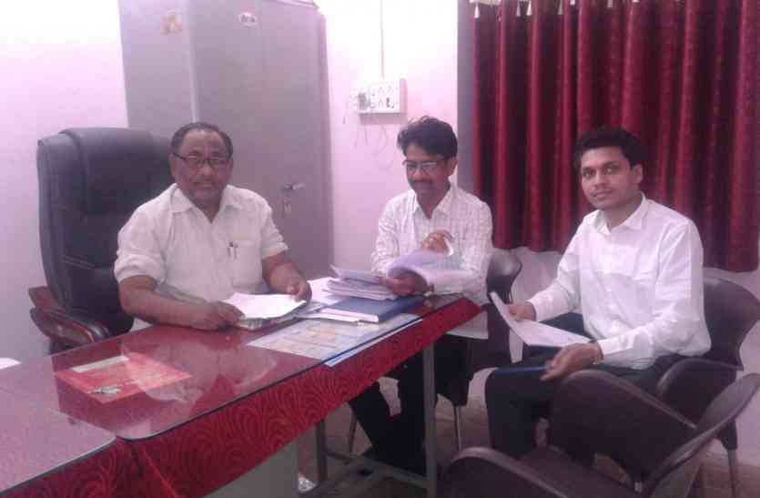 Examinations of private doctors प्राइवेट डॉक्टरों की डिग्रियों की हुई जांच