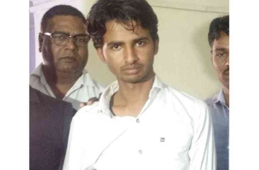 ACB FAKE CASE मीडिया में था, नौकरी से निकाला तो रौब जमाने के लिए बना फर्जी अधिकारी