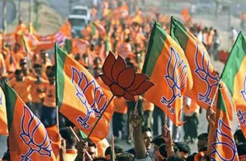 after-the-beating-of-bjp-leader-party-does-not-register-fir भाजपा नेता के पिटने के बाद पार्टी में फूट, दर्ज नहीं करा पाए एफआईआर