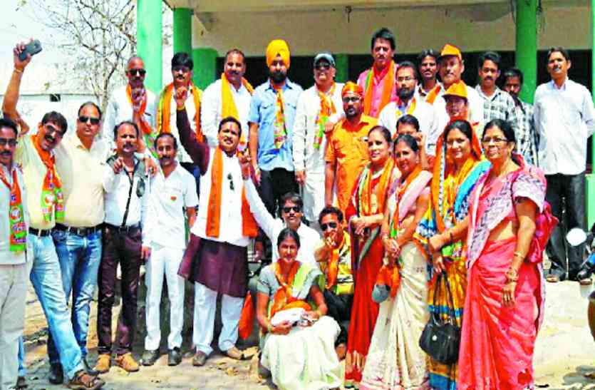 bjp news ग्रामीण विकास देखने, तीसरे दिन भी जनसम्पर्क पदयात्रा जारी