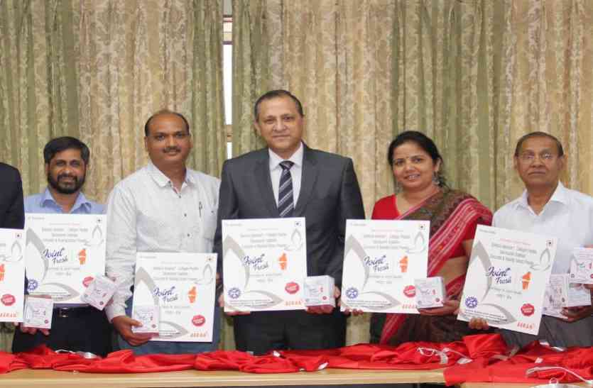 cdri lucknow पहली बार देशी पालक से तैयार हुई गठिया के इलाज की दवा