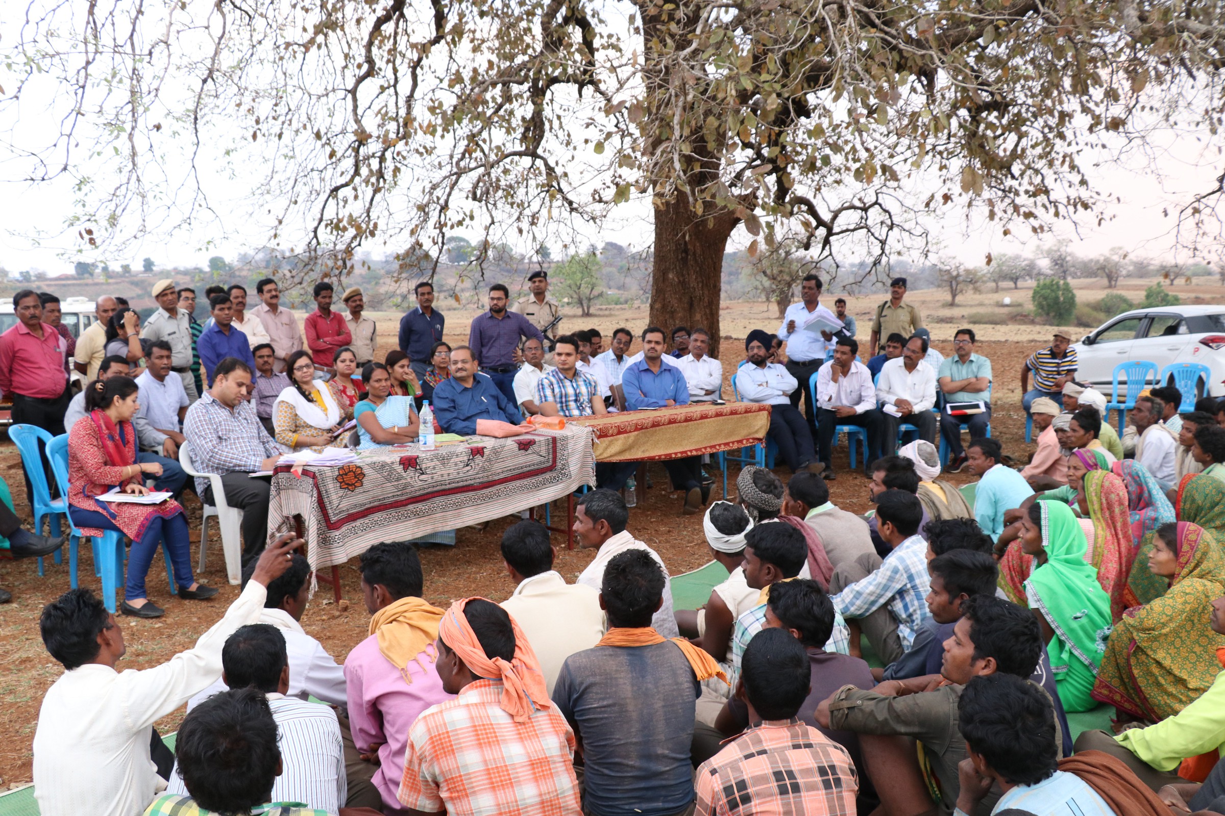 Chief Minister in Patlakot आज भी पानी और बिजली की समस्या से जूझ रहे ‘पाताल’ के हजारों लोग