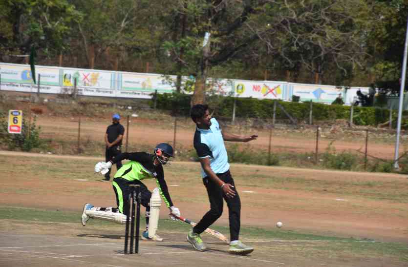Leather ball cricket competition अरविंद, वंदित की धुआंधार पारी से जीता एसएएफ