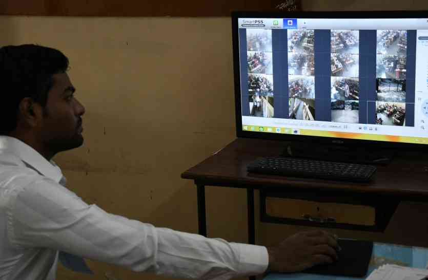 patrika photo गुजरात बोर्ड परीक्षा 2018 : कैमरों के सामने ही खोली जाएगी प्रश्नपत्रों की सील