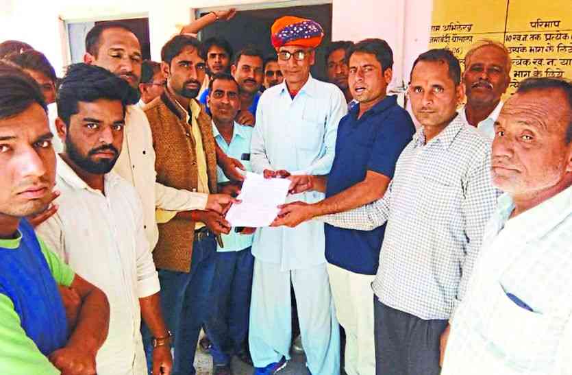 palsana सीकर में पानी की किल्लत बनी ग्रामीणों की परेशानी ,लोगों ने प्रशासन दी ये चेतावानी