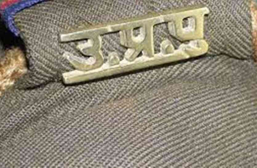 up police यूपी के इस Hi-tech शहर में पुलिस बल न मिलने से सड़कों पर हो रहा अतिक्रमण