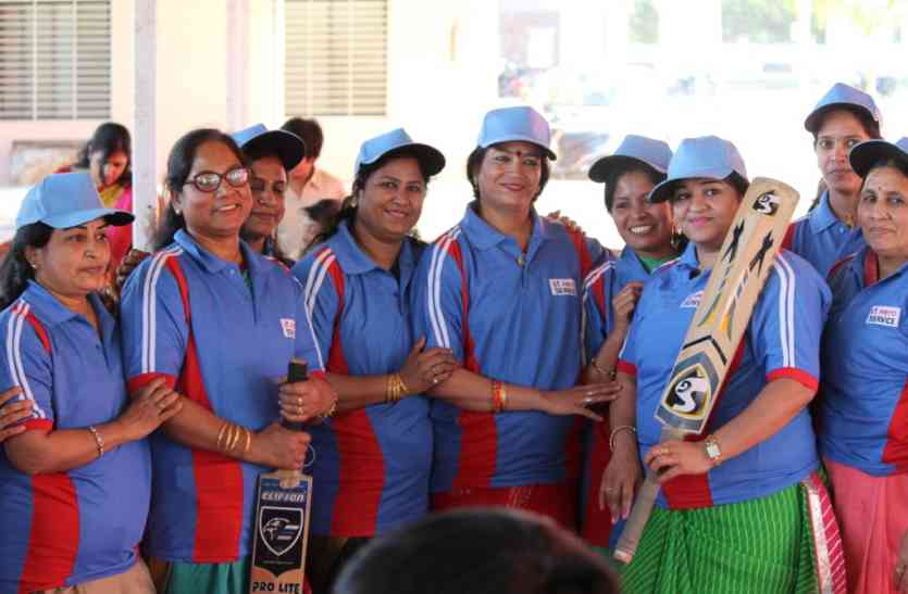 patrika जेएसजी रतलाम ग्रेटर, गेम्स में हुई मस्ती, ईनाम मिलते ही खिले चेहरे