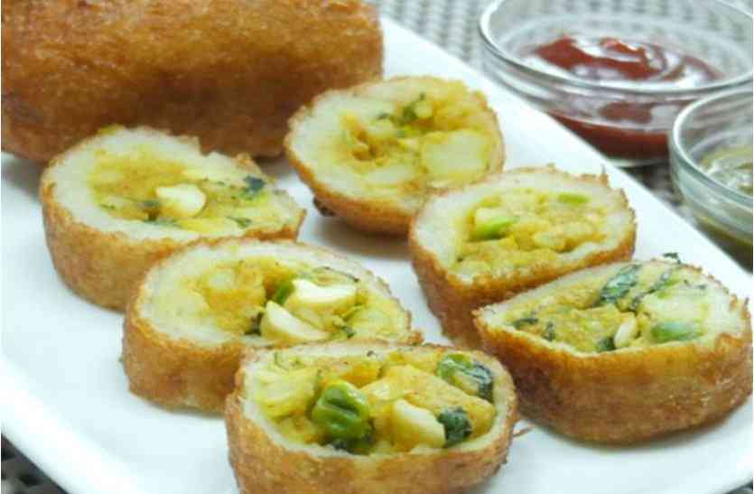 shahi aloo rolls ईवनिंग स्नैक्स में बनाएं शाही ब्रेड रोल्स