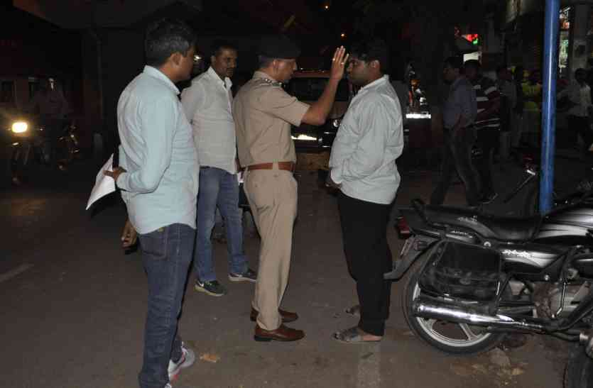 patrika करंट के झटके देकर लूट ले गए करोड़ों के हीरे