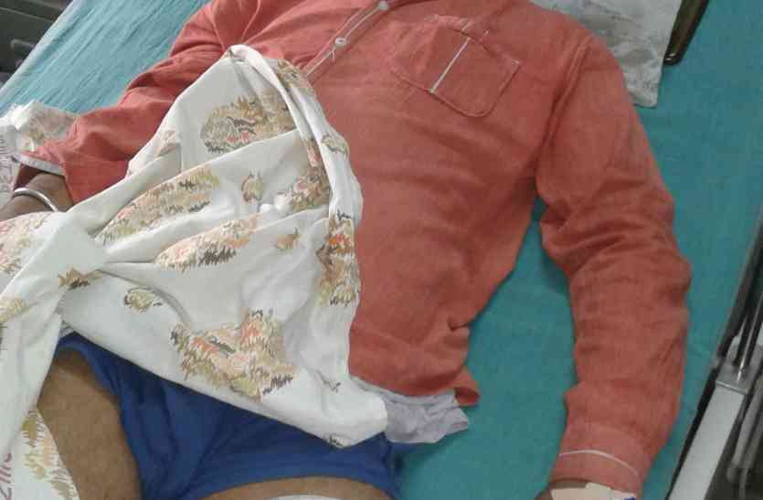 Hotel operator shoots in thigh, looted 1.5 lakh rupees होटल संचालक को जांघ में गोली मार, डेढ़ लाख रुपए लूटे