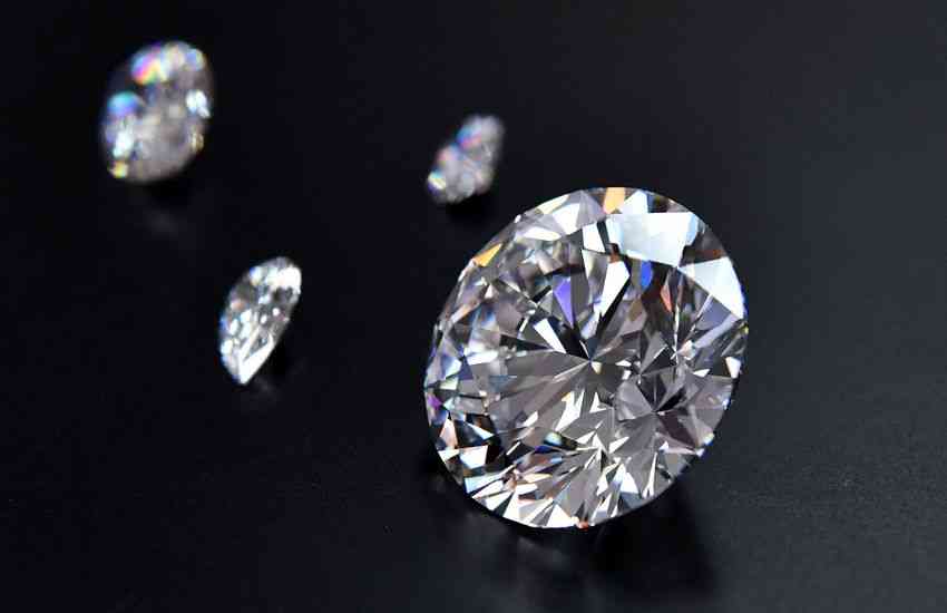 How To Check Diamond Purity Fake Or Real आप ह र खर द रह ह त ऐस कर असल और नकल क पहच न Patrika News