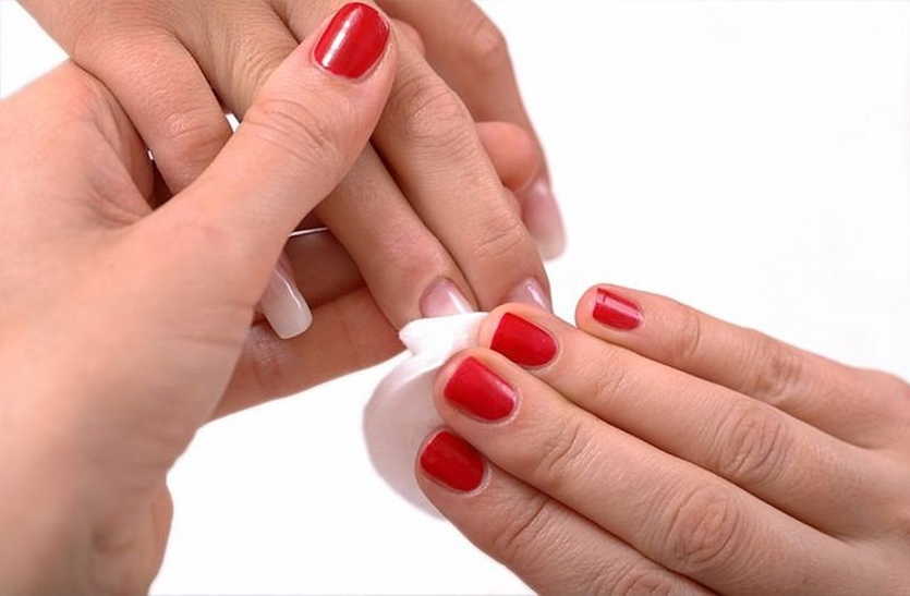 nail-polish-easily-get-rid-of-these-methods