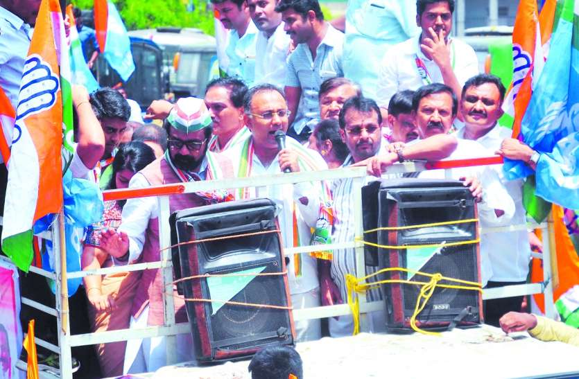 Congress,Karnataka,Income tax department, आयकर विभाग के जरिये कांग्रेस का उत्पीड़न करवा रहा केंद्र: दिनेश
