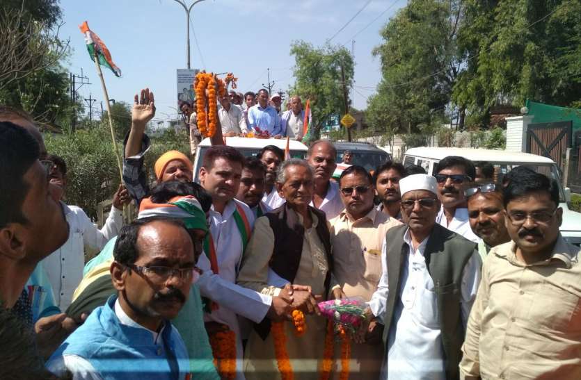 rewa कांग्रेस के राज्यसभा सांसद का भव्य स्वागत, 30 साल बाद मिले प्रतिनिधित्व पर कार्यकर्ताओं में उत्साह, जानिए क्या बोले सांसद