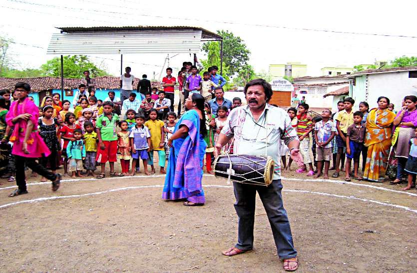 World Theatre Day 2018 स त रध र न बदल थ य टर क पर भ ष प ल स क इस अध क र न र गम च स सम ज क द ख य आईन Patrika News