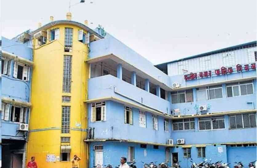indore nagar nigam boaring news सरकारी बोरिंग का पानी अब फ्री नहीं