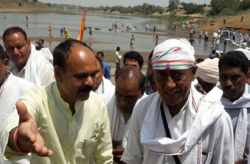 digvijay singh's latest statement CM पद की दावेदारी पर ये बोले दिग्विजय, देखें वीडियो