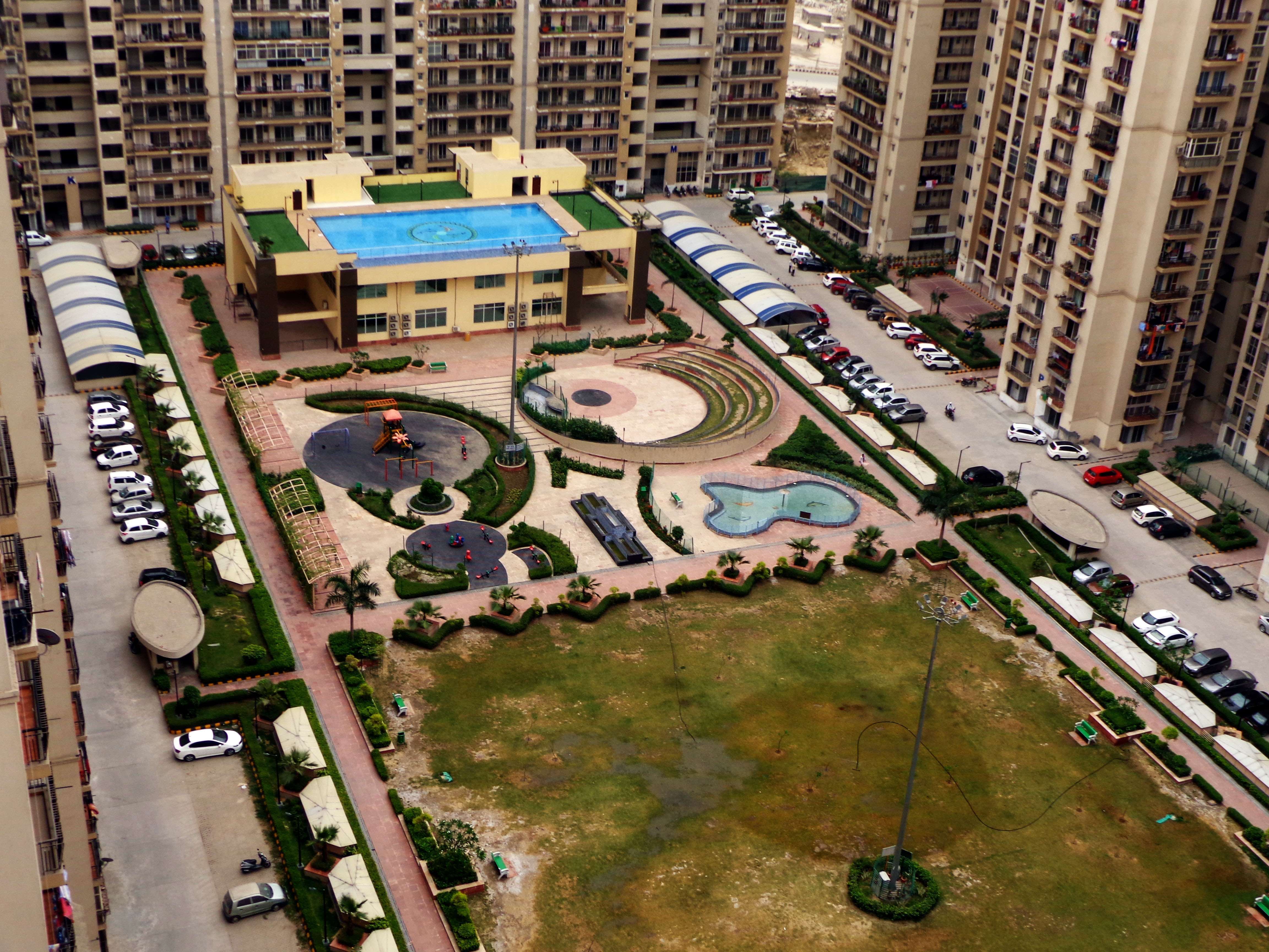 Antriksh Golf View-1 Antriksh Golf View-1