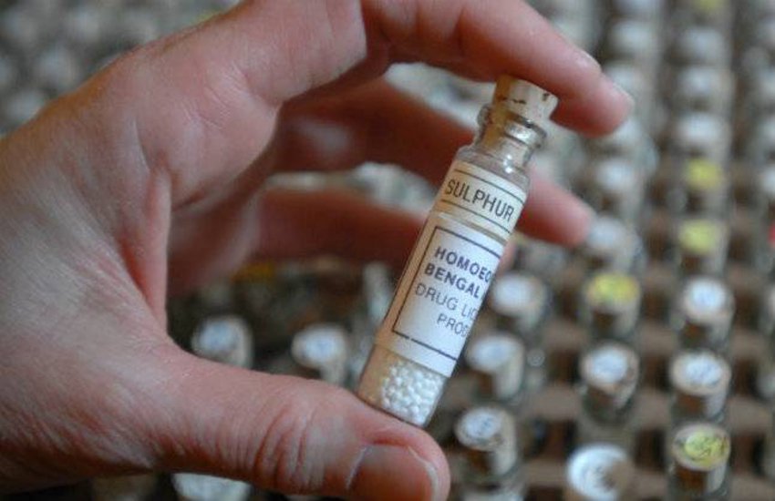 Homeopathy समरूपता के सिद्धांत पर आधारित चिकित्सा है होम्योपैथी