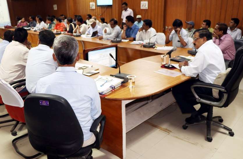 Dismiss SDM here, suspended byohari CMO यहां के एसडीएम को हटाया, निलंबित किए जाएंगे ब्यौहारी सीएमओ