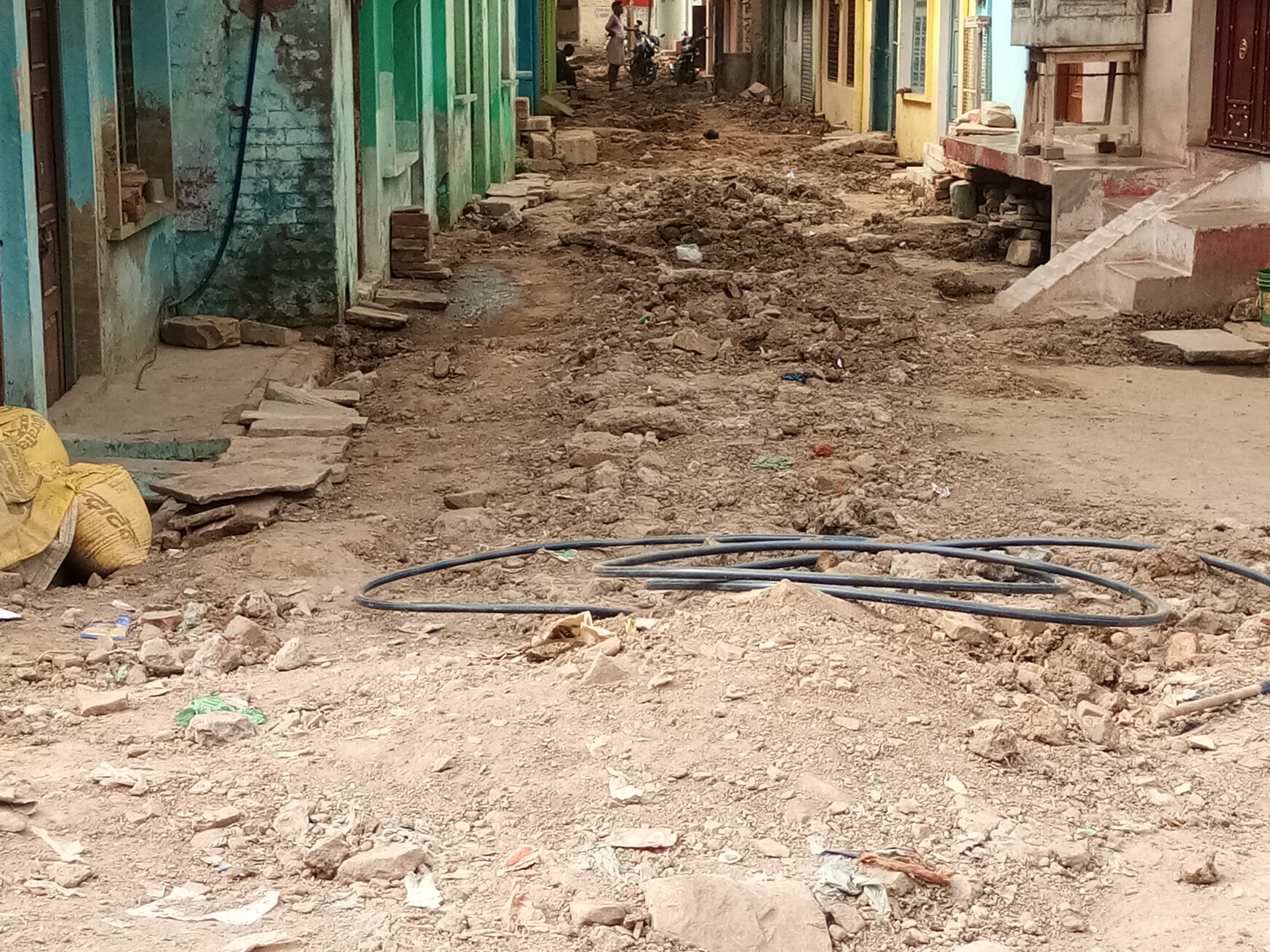 Morena News, Morena Hindi News, Mp News, Morena, Sewer work, monitoring, Nagar Nigam सीवर कार्य भगवान भरोसे, ननि नहीं कर रहा मॉनिटरिंग