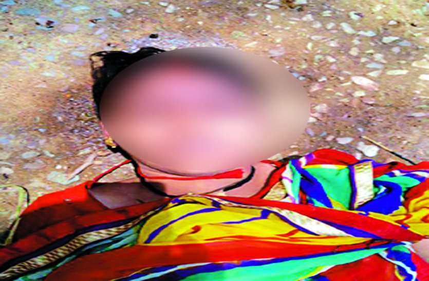 patrika बच्चों की इस मामूली सी बात से नाराज होकर मां ने दे दी नदी में कूदकर जान