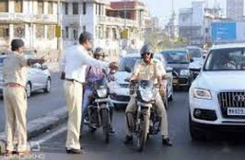 efforts for better traffic in udaipur बेहतर यातायात के लिए उदयपुर परिवहन विभाग ने की ये नई पहल, लोगों से कुछ इस तरह मांगे सुझाव