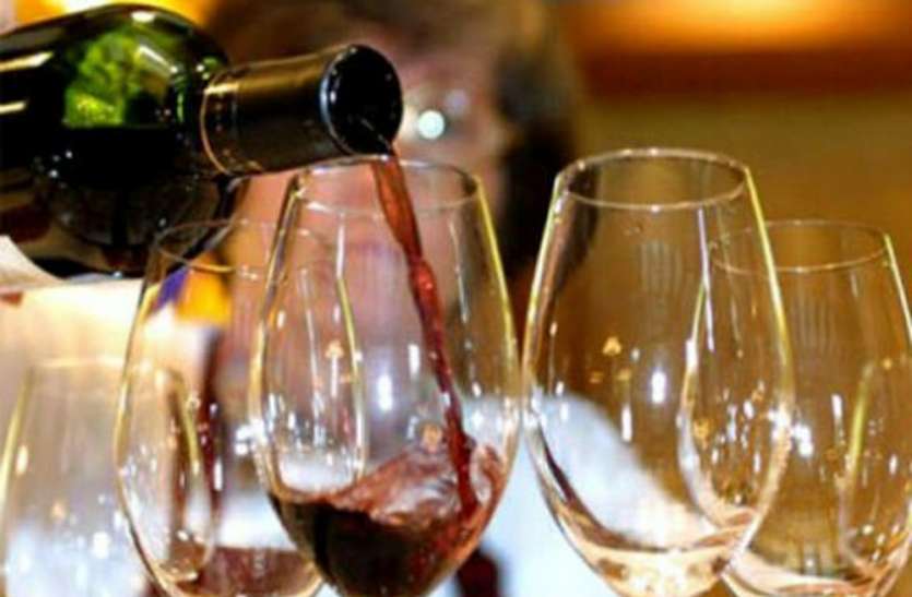 liquor prices hike in Madhya Pradesh MP में शराब कारोबारियों का सिंडीकेट, जाम छलकाना हुआ महंगा, यहां पढ़ें पूरी खबर