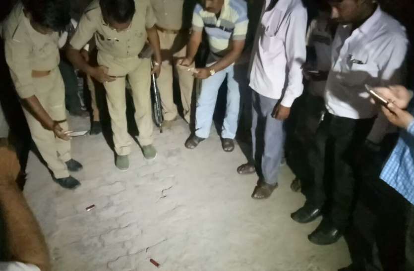 बाइक सवार अपराधियों ने वारदात को दिया अंजाम बाहुबली विकास दुबे के भाई को गोली मारी, दो अन्य के साथ घायल अवस्था में अस्पताल में भर्ती