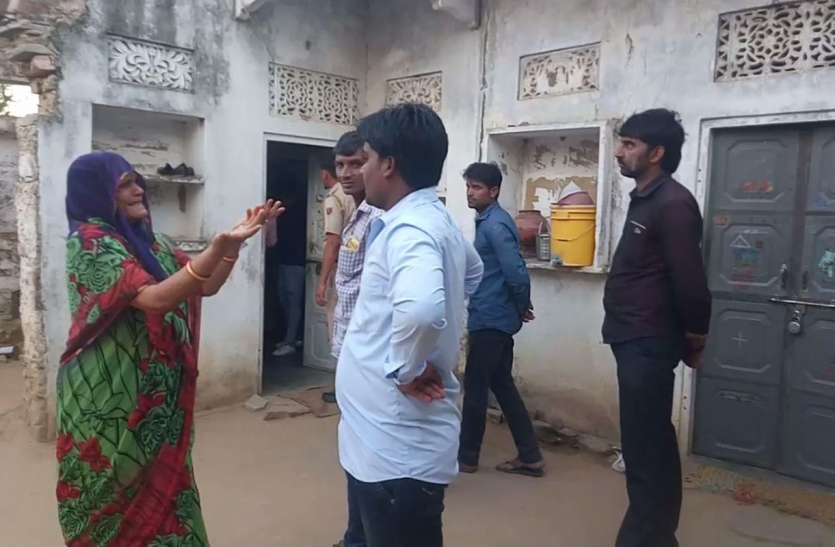 Kishore committed suicide by hanging मां ने ऐसा क्या कह दिया कि फंदे से झूल गया किशोर