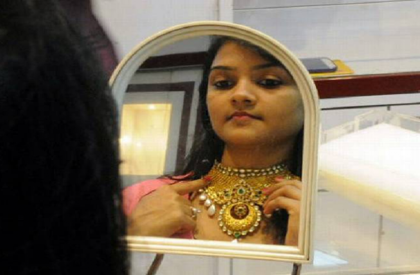 gold अक्षयतृतीया से पहले सोने के कीमतों में बड़ा उछाल, जानिए आज के भाव