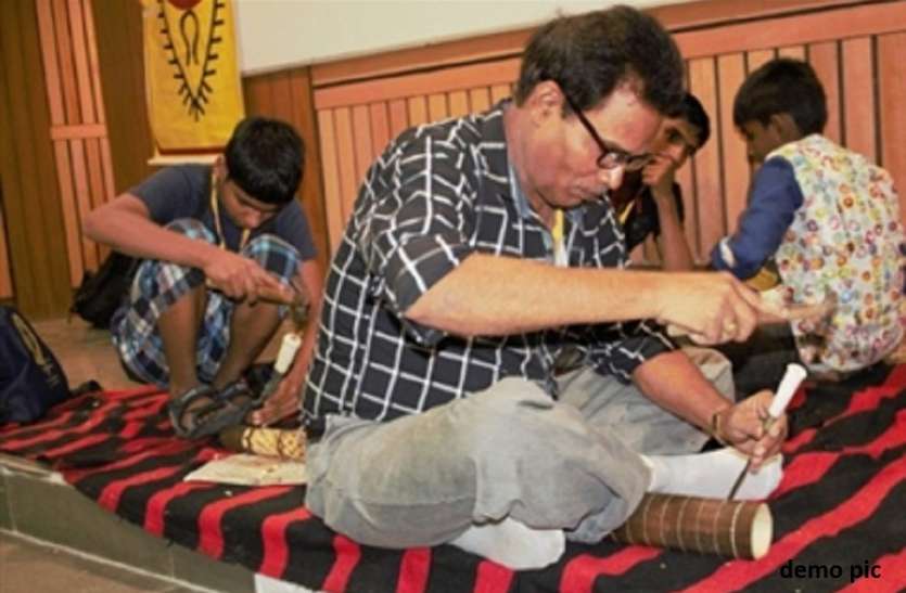 hastshilp यूपी के गरीब हस्तशिल्पियों को पेंशन देगी सरकार