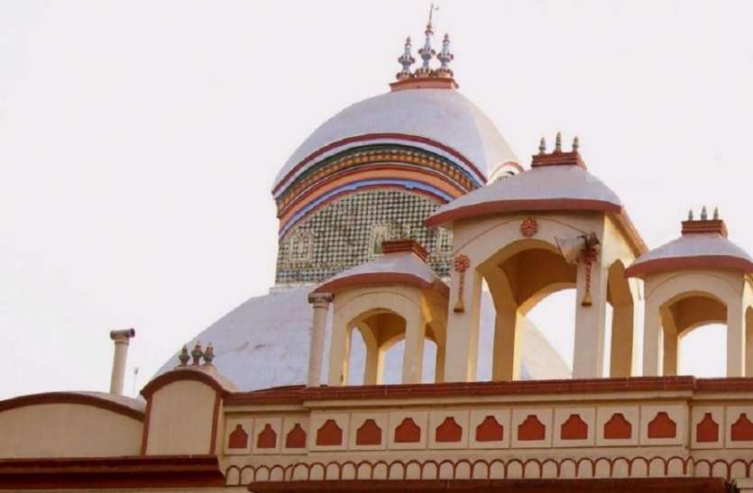 kolkata west bengal 250 किलो चांदी से सजा कालीघाट मंदिर