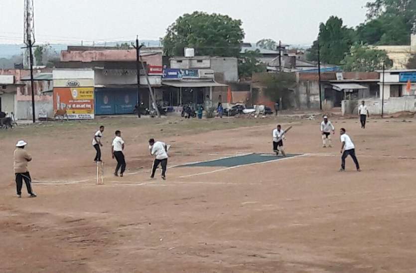 balaghat इमानुएल क्लब गुदमा कैम्प बनी विजेता, मैन ऑफ द मैच बने सुजीत