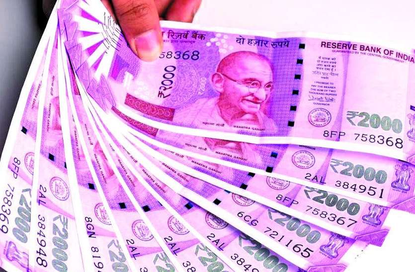 election commission हर दिन जब्त हो रहे हैं लाखों रुपए