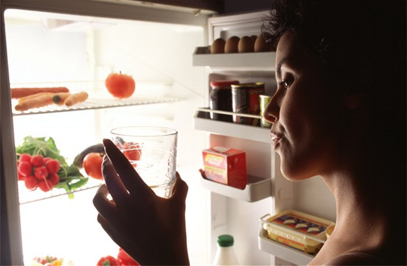 fridge-cool-water-drinking-is-harmful गर्मी में फ्रिज का ठंडा पानी पीने से पहले जान लें ये नुकसानदायक बातें