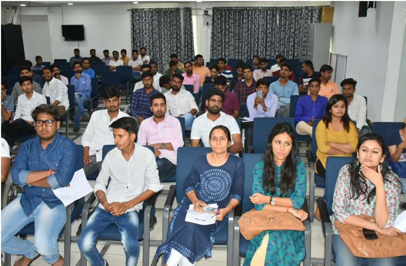 Patrika new campaign change maker for Clean Politics Student conference in Rajasthan