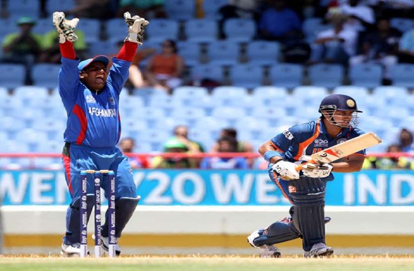 Mohammad Shahzad got finned by Afghanistan Cricket for playing in Pak इस अंतरराष्ट्रीय खिलाड़ी को पाकिस्तान में खेलना पड़ा महंगा, बोर्ड ने लगाया 4400 डॉलर का जुरमाना