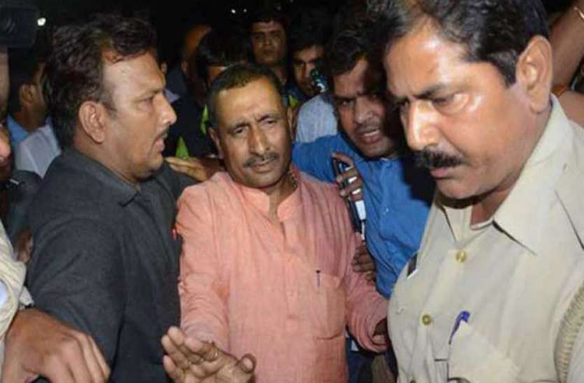 unnao सीबीआई की टीम पहुंचने से माखी में मचा हड़कंप, पीड़िता और उसकी मां को लेकर गई टीम